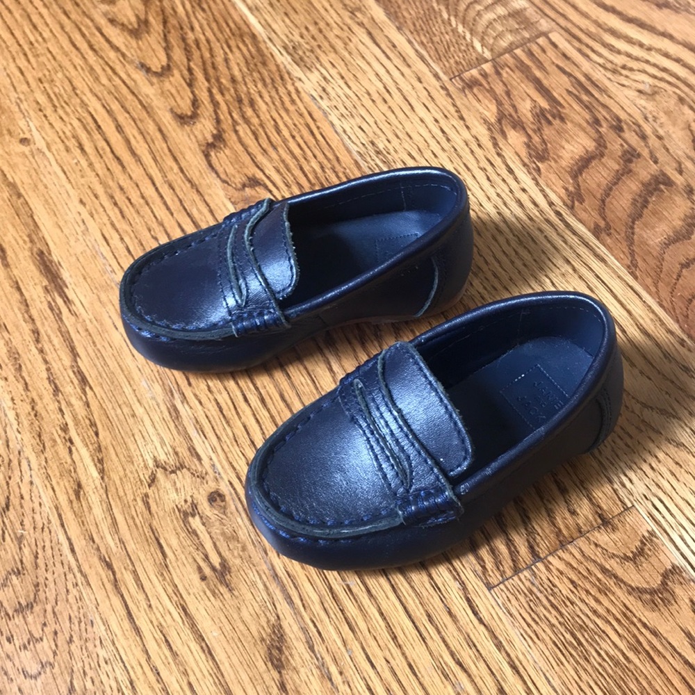 Janie and Jack Navy leather loafers